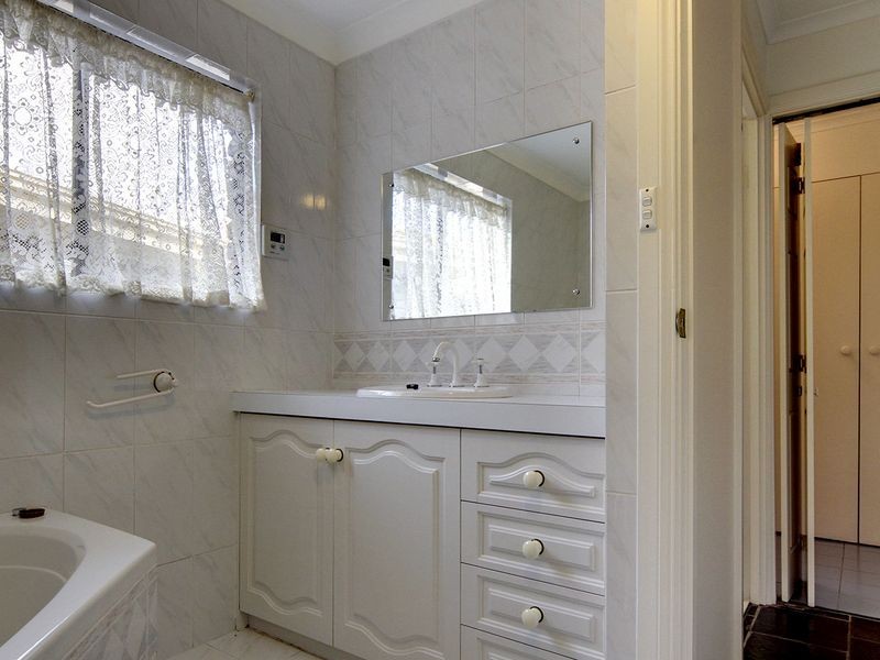 1/5 Waikiki Court, West Lakes SA 5021