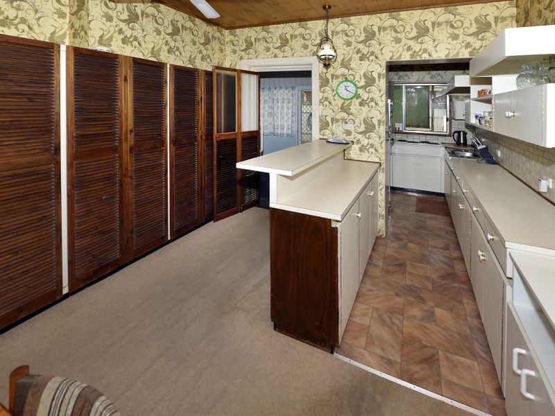 27 Findon Road, Woodville South SA 5011