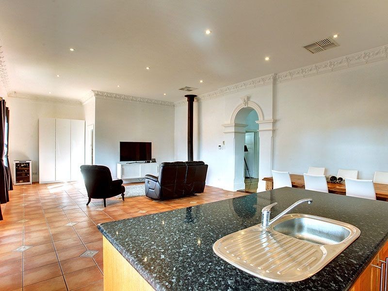 15 Fourth Avenue, Cheltenham SA 5014