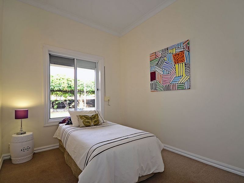 28 Leader Street, Rosewater SA 5013