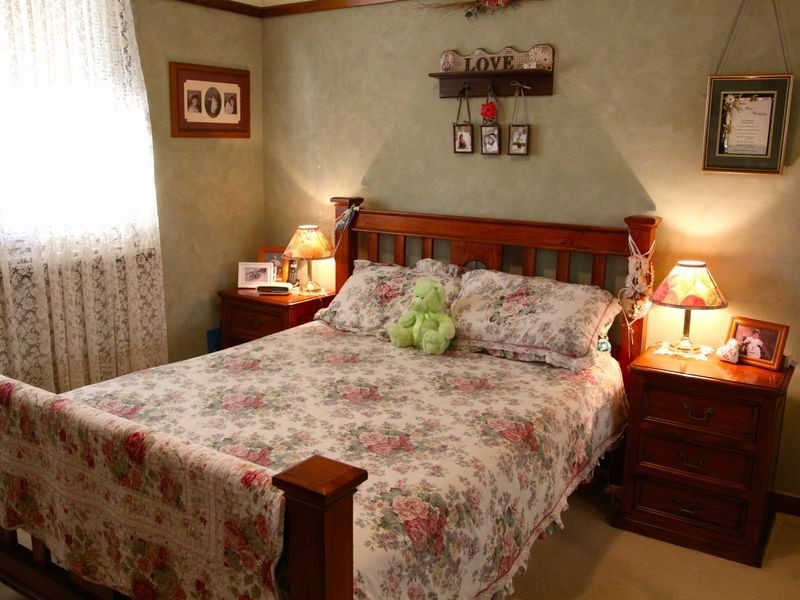 18 Queen Street, Pennington SA 5013