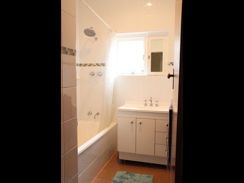 18 Queen Street, Pennington SA 5013