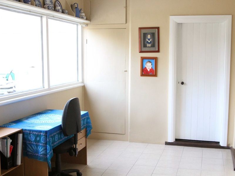 18 Queen Street, Pennington SA 5013