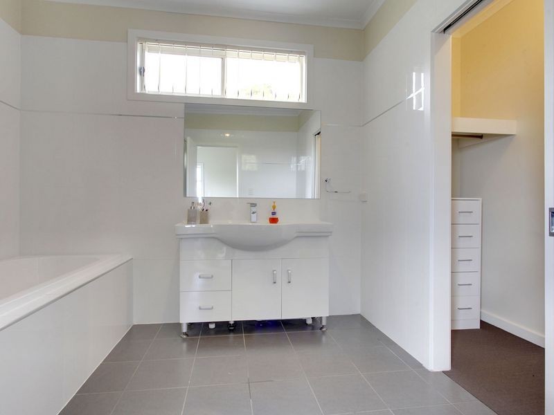 11A Reid Street, Seacombe Gardens SA 5047