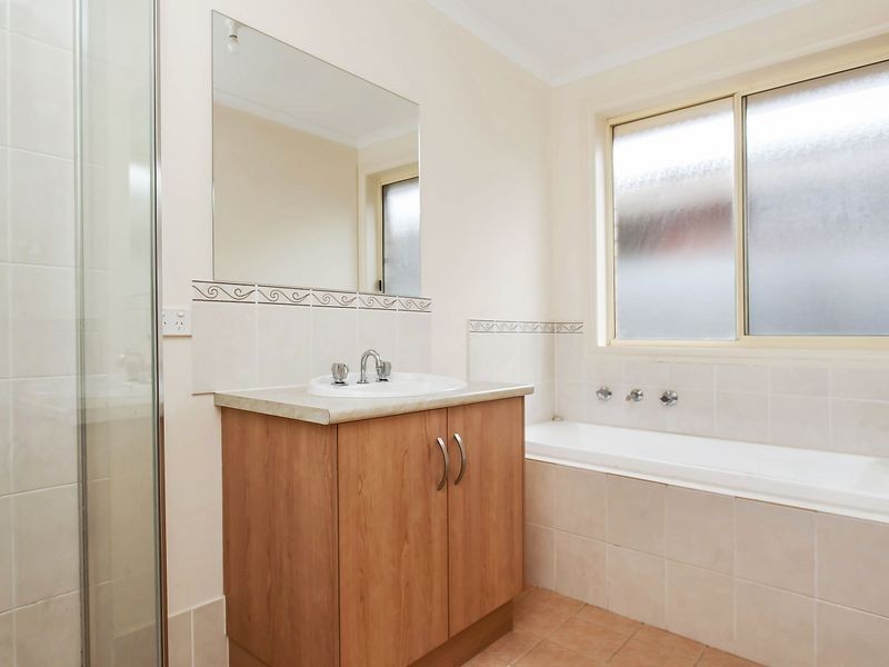 8A Regent Street, Pennington SA 5013