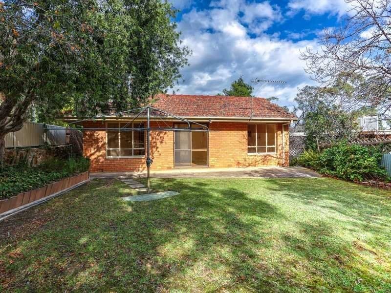 4 Sitters Memorial Drive, Burnside SA 5066