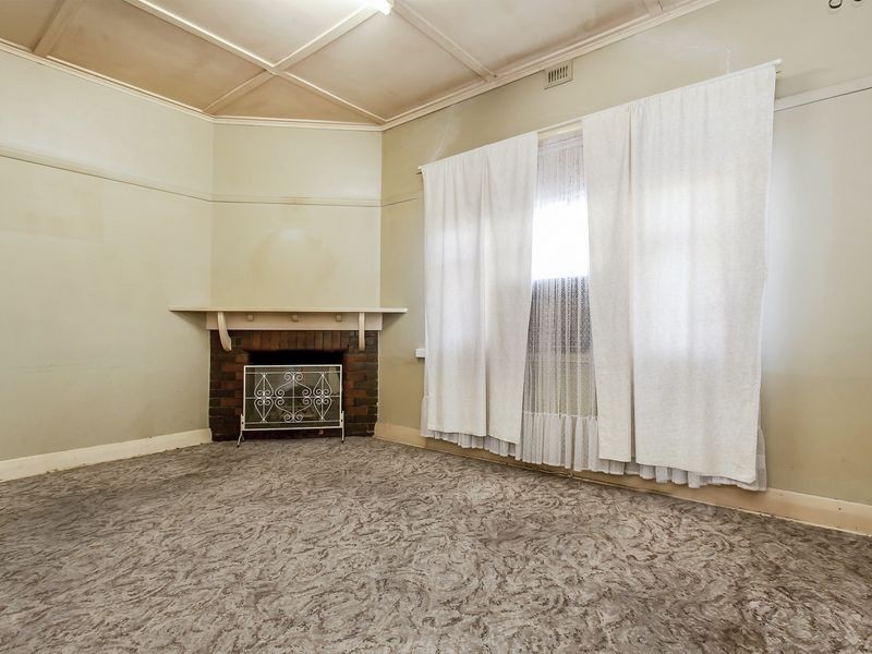 19 Overland Road, Croydon Park SA 5008