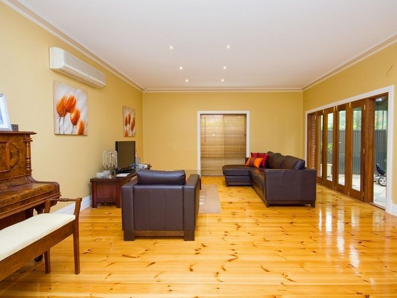 212 Tapleys Hill Road, Seaton SA 5023