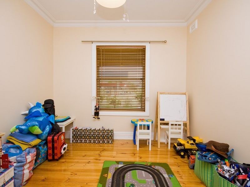 212 Tapleys Hill Road, Seaton SA 5023