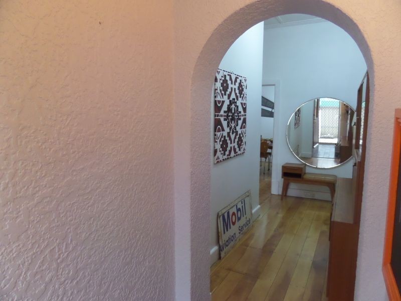 27 Findon Road, Woodville South SA 5011