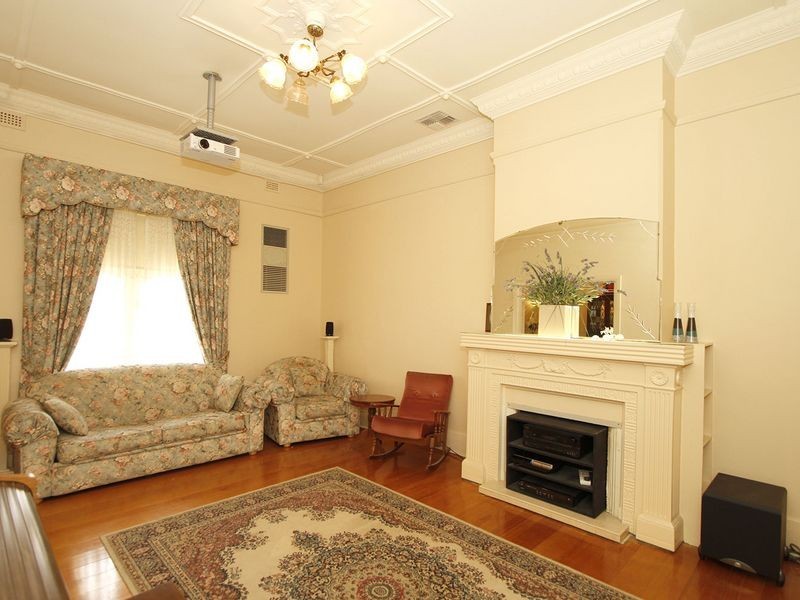 2 Seventh Avenue, Cheltenham SA 5014