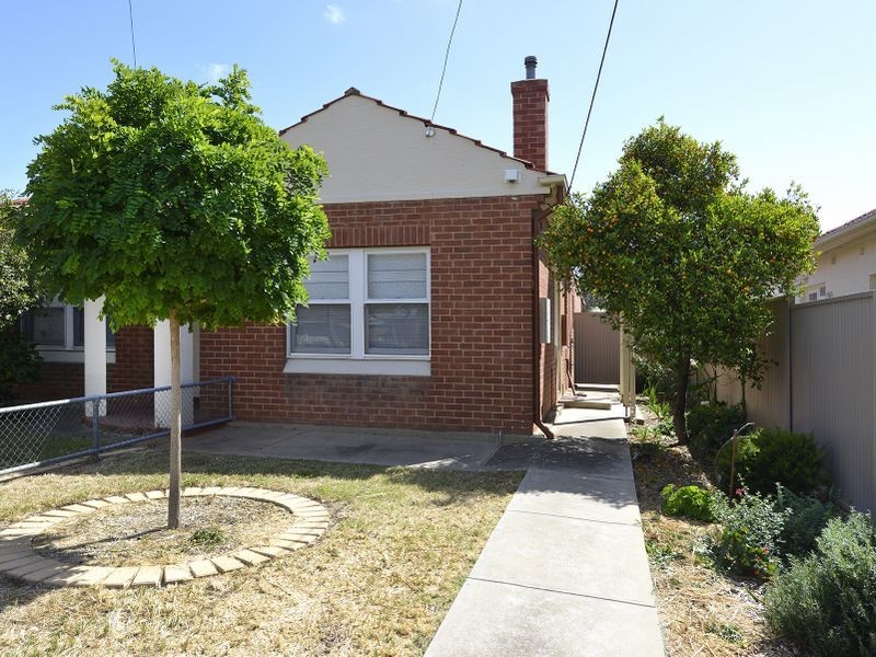 2/7 Danvers Grove, Woodville Gardens SA 5012