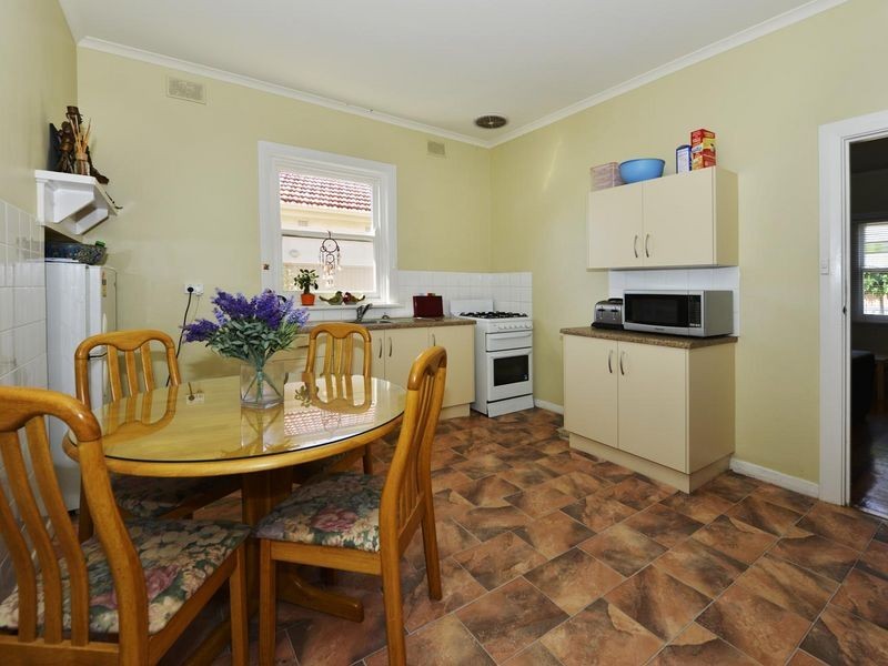 2/7 Danvers Grove, Woodville Gardens SA 5012