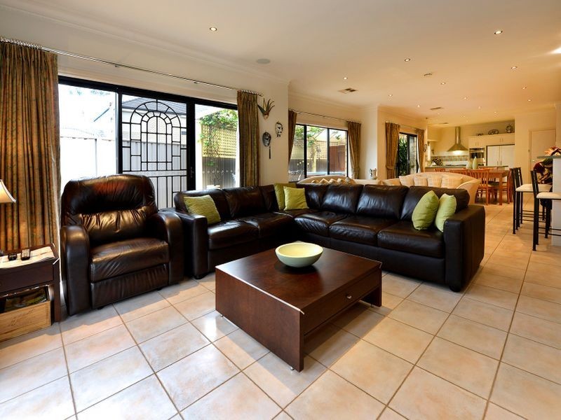 27 St James Boulevard, Brompton SA 5007