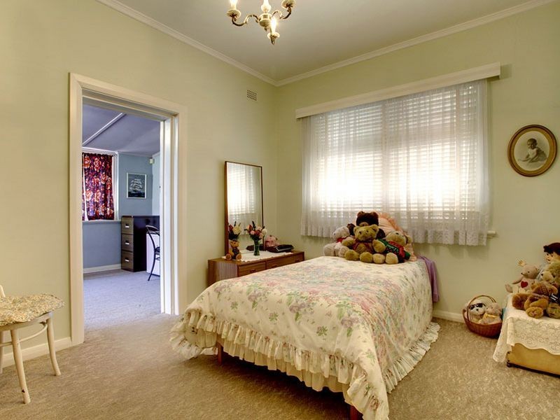 36 Russell Terrace, Woodville Park SA 5011