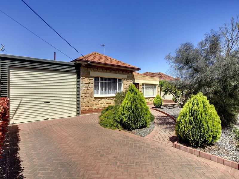 4 Collins Street, Pennington SA 5013