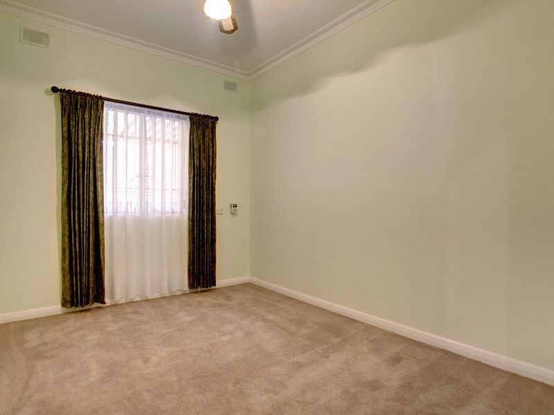 4 Collins Street, Pennington SA 5013