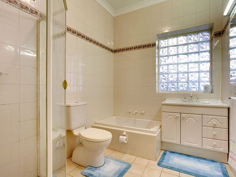 4 Collins Street, Pennington SA 5013