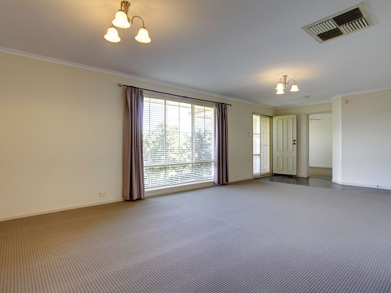 3 Emerald Parade, Ottoway SA 5013