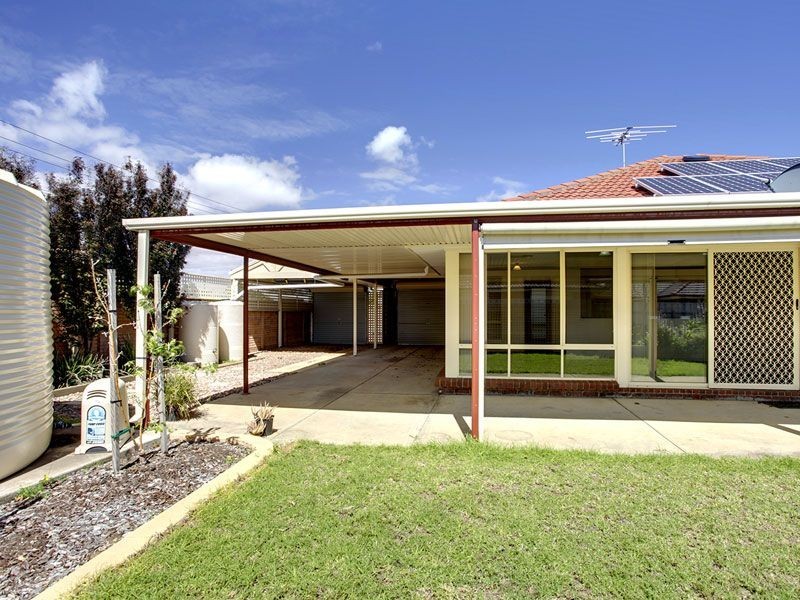 3 Emerald Parade, Ottoway SA 5013