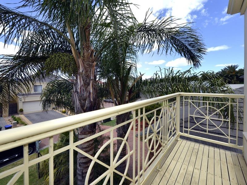 14 Mawson Close, Tennyson SA 5022