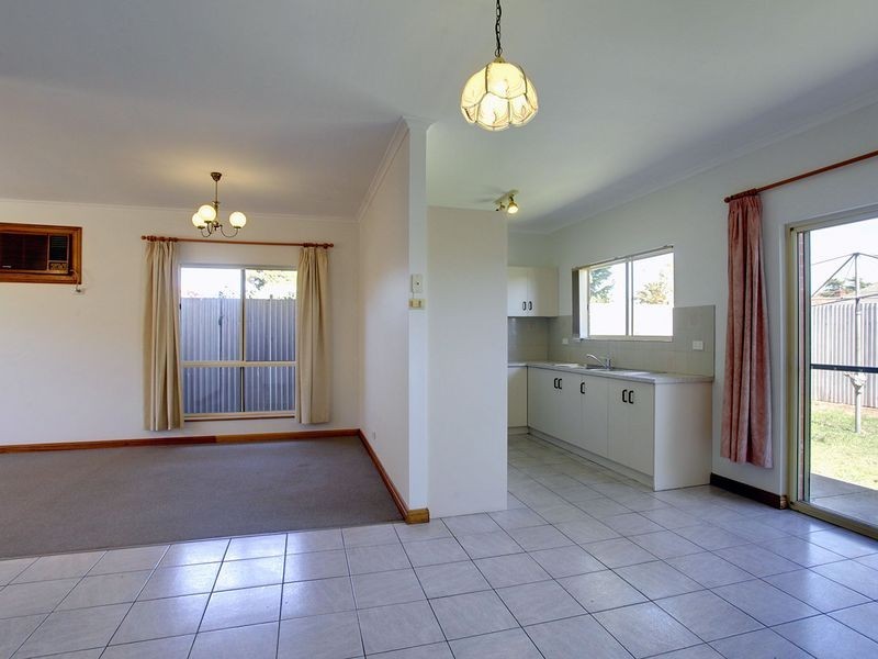 5A Fleming Street, Mansfield Park SA 5012
