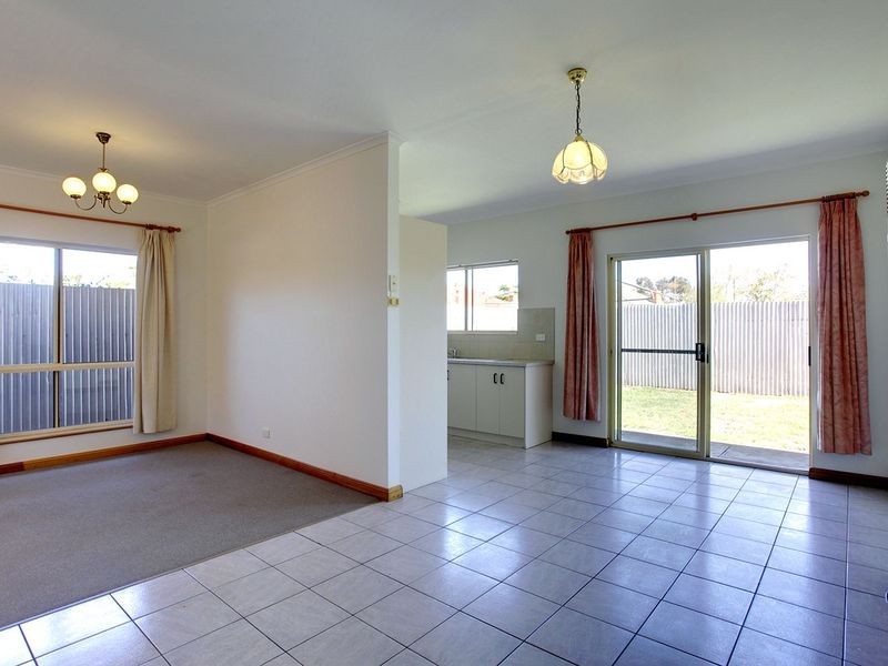 5A Fleming Street, Mansfield Park SA 5012