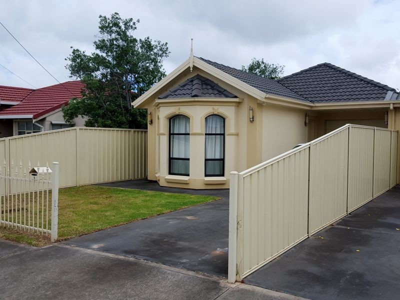 5 Bernard Street, Findon SA 5023