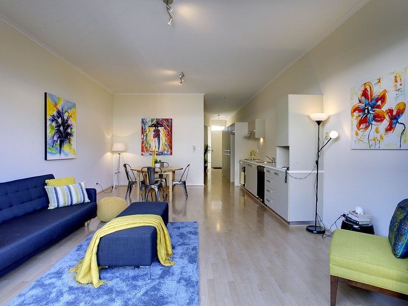 8 Andros Street, Mawson Lakes SA 5095