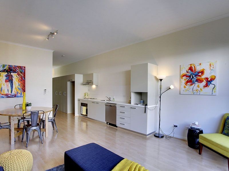 8 Andros Street, Mawson Lakes SA 5095