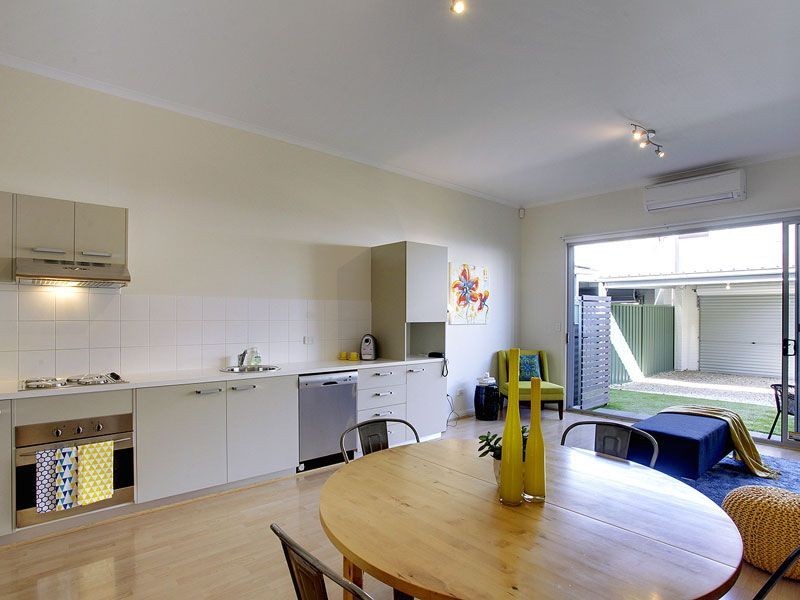 8 Andros Street, Mawson Lakes SA 5095