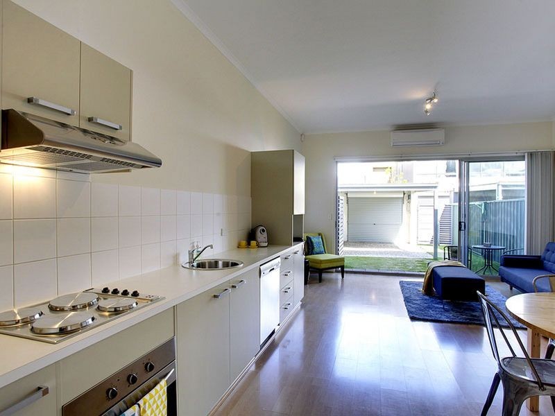 8 Andros Street, Mawson Lakes SA 5095