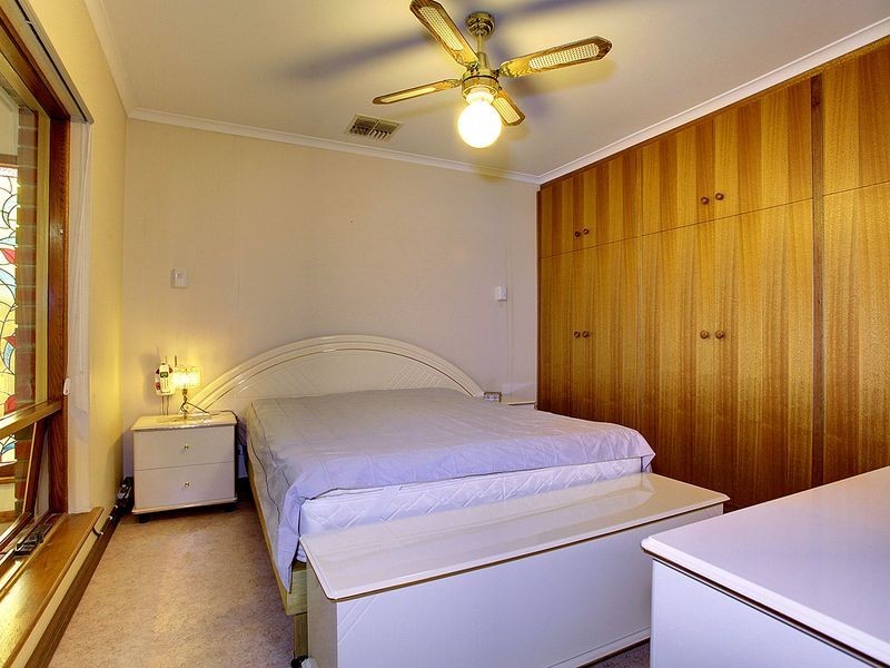 2/9 Sea Lake Court, West Lakes SA 5021