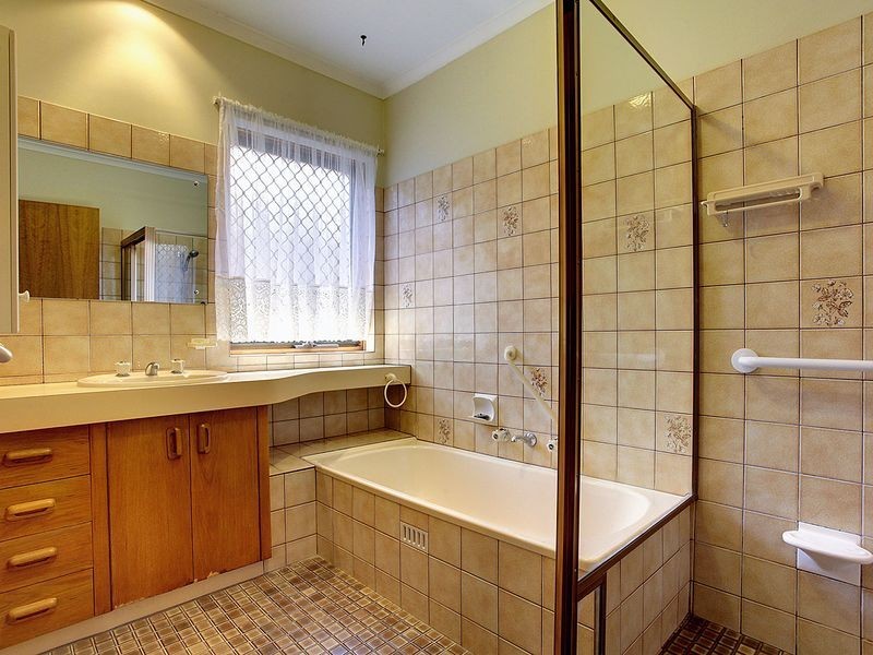 2/9 Sea Lake Court, West Lakes SA 5021