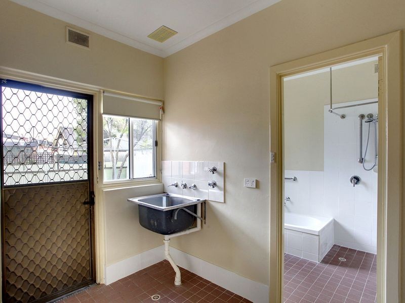 10 Gladstone Road, Mile End SA 5031