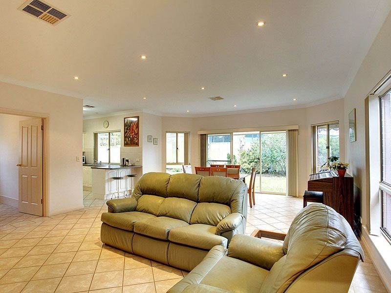 64 Rutland Avenue, Lockleys SA 5032