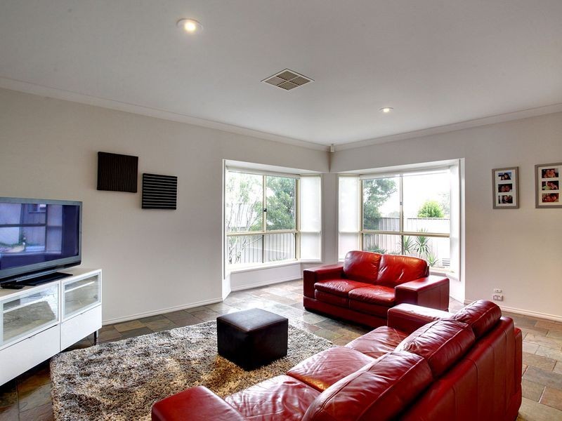 9 Persimmon Grove, Golden Grove SA 5125