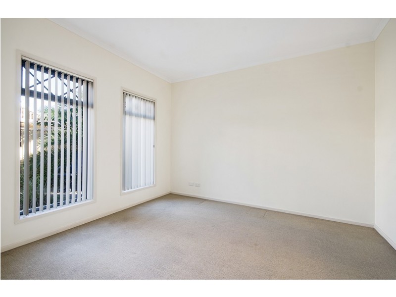 Unit 1/25 Burleigh Avenue, Pennington SA 5013