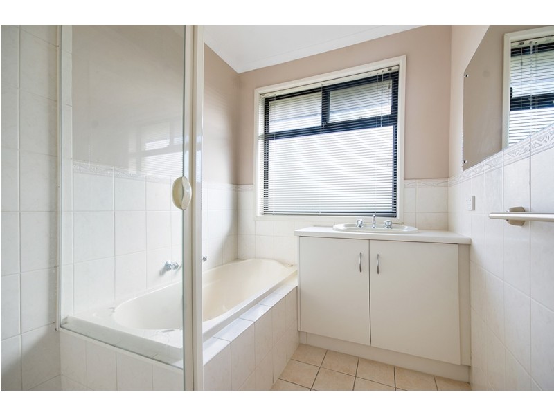 Unit 1/25 Burleigh Avenue, Pennington SA 5013
