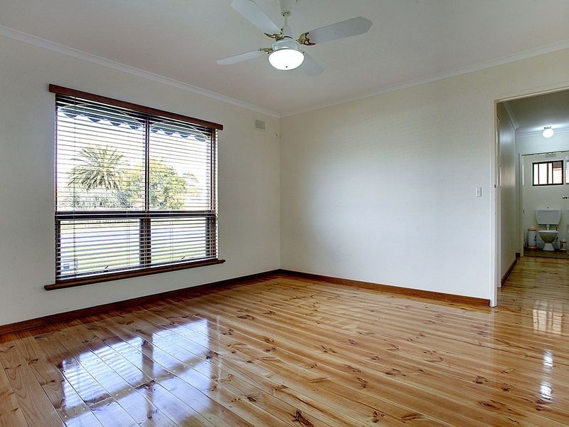 1/12 Golfers Avenue, Seaton SA 5023