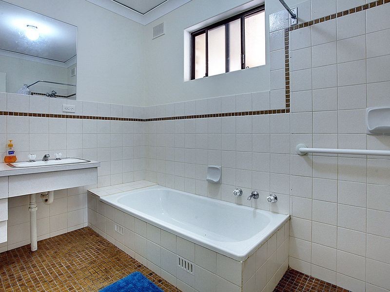 1/12 Golfers Avenue, Seaton SA 5023