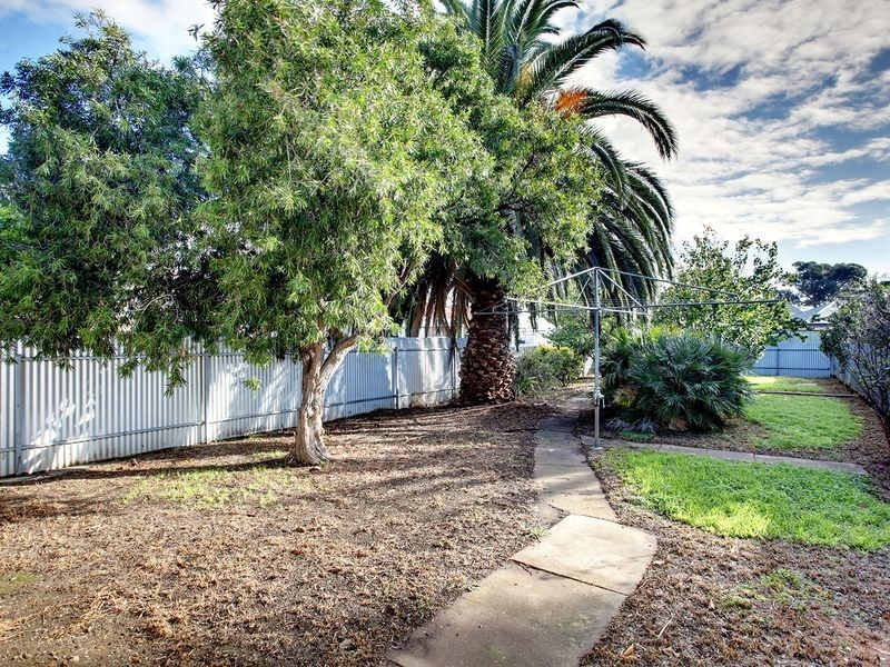 1 & 3 Foxgreen Avenue, Findon SA 5023