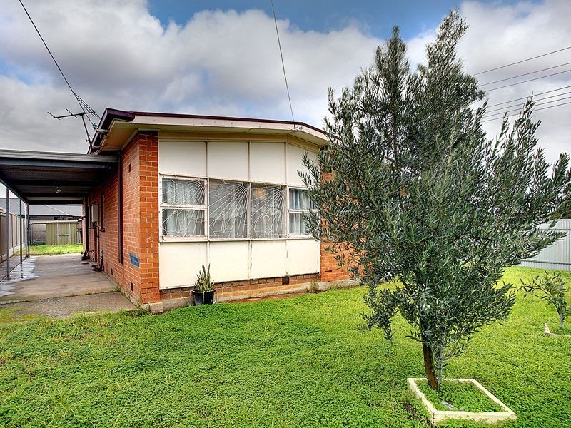 17 Dudley Street, Mansfield Park SA 5012