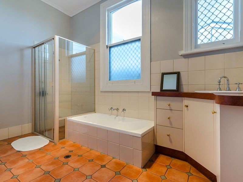 89 Findon Road, Woodville South SA 5011