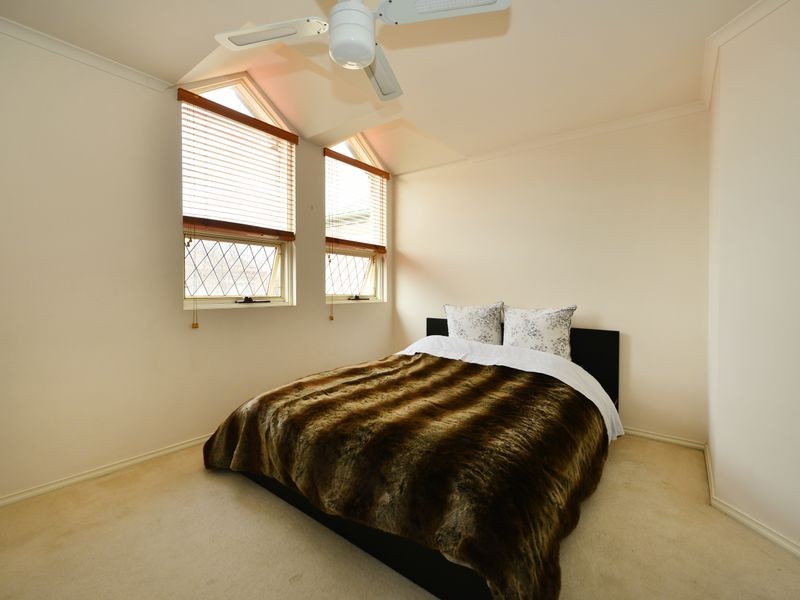 7 Carrondown Walk, Brompton SA 5007