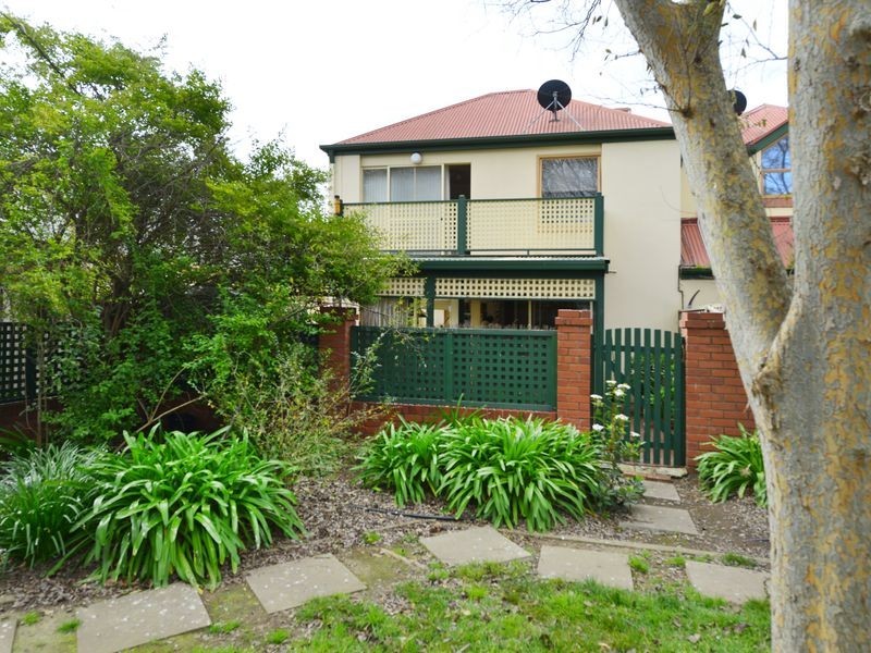 7 Carrondown Walk, Brompton SA 5007