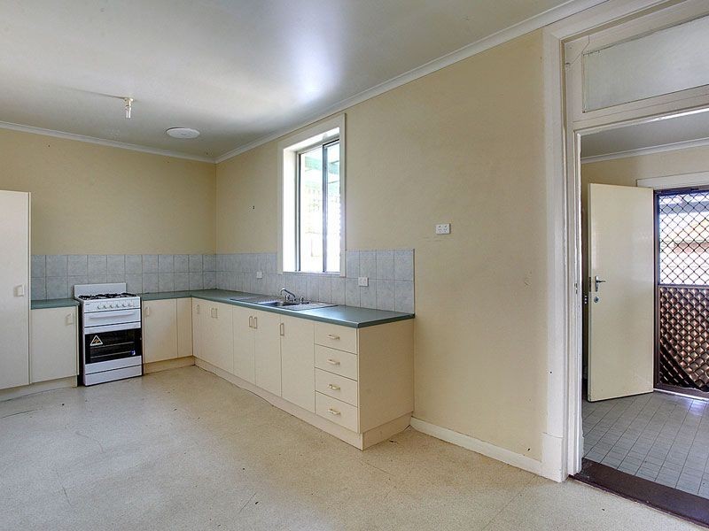 20 Queen Street, Pennington SA 5013