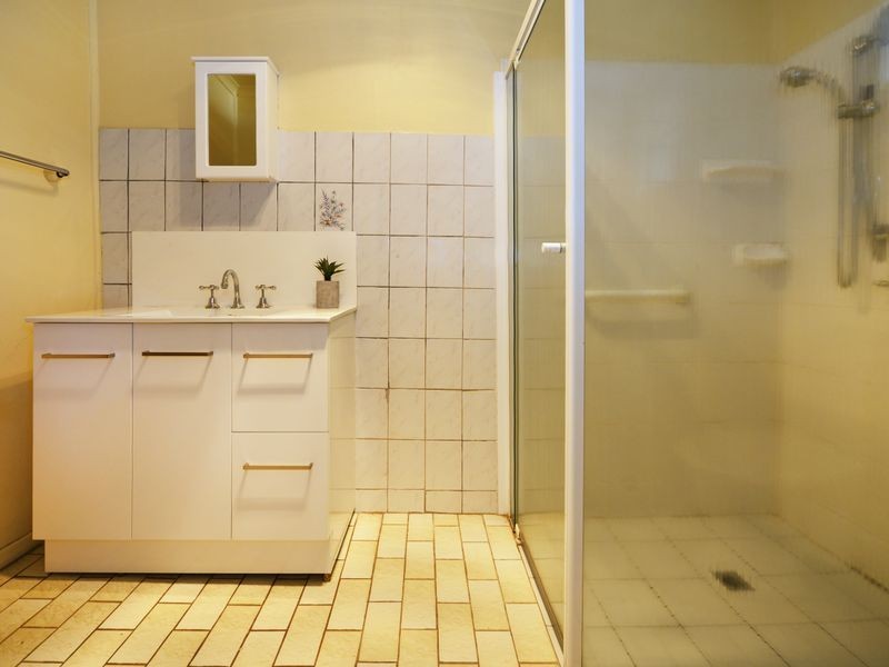 22 Robert Street, Croydon SA 5008