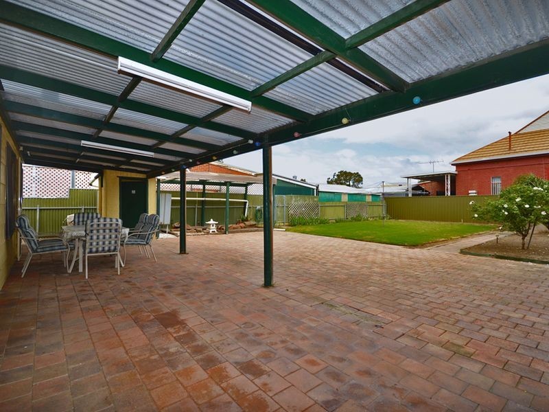 2 Railway Terrace, Cheltenham SA 5014