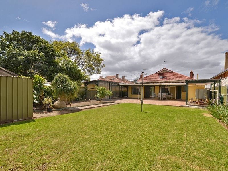 2 Railway Terrace, Cheltenham SA 5014
